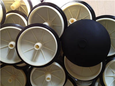 膜片曝气器特别适用于大型厂房新扩建和旧曝气池改造